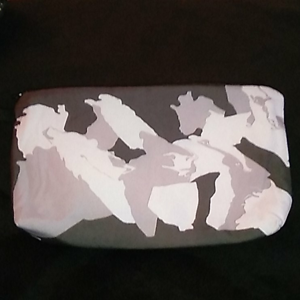 NEW- Cosmetic bag